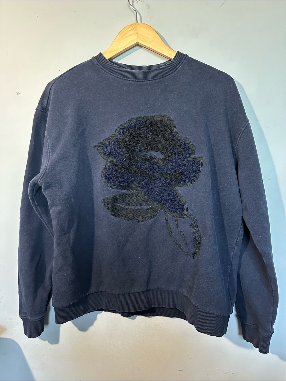 TED BAKER Darsena Flower Graphic Sweatshirt - Picture 4 of 10